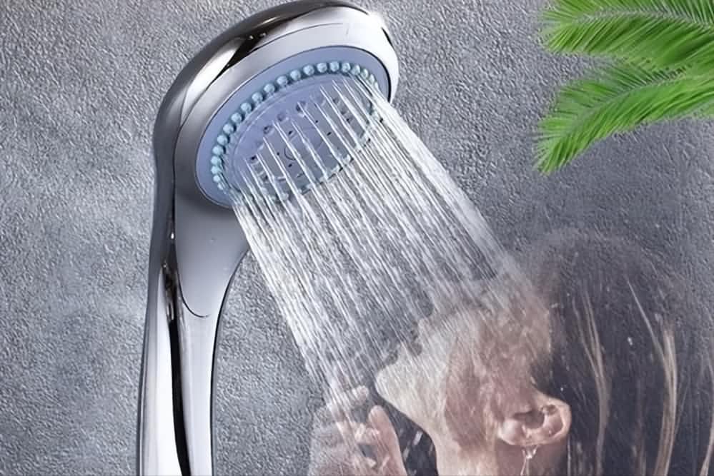 空氣能熱水器很貴，為什么還有很多用戶？